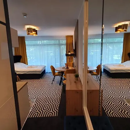 Gold Horizon Apartament Solny Resort Z Klimatyzacja I Garazem Kolberg Exterior foto